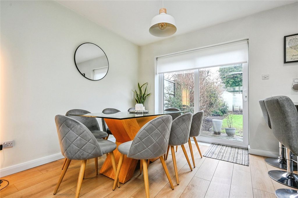 Property photo 3 of 25 Picture No. 31