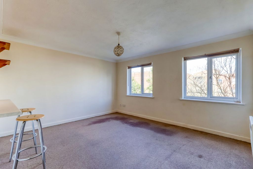 Property photo 3 of 10 Picture No. 06