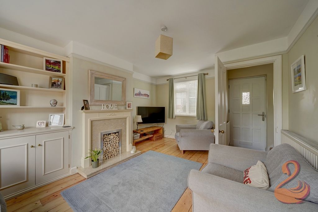 Property photo 3 of 22 Sitting Room