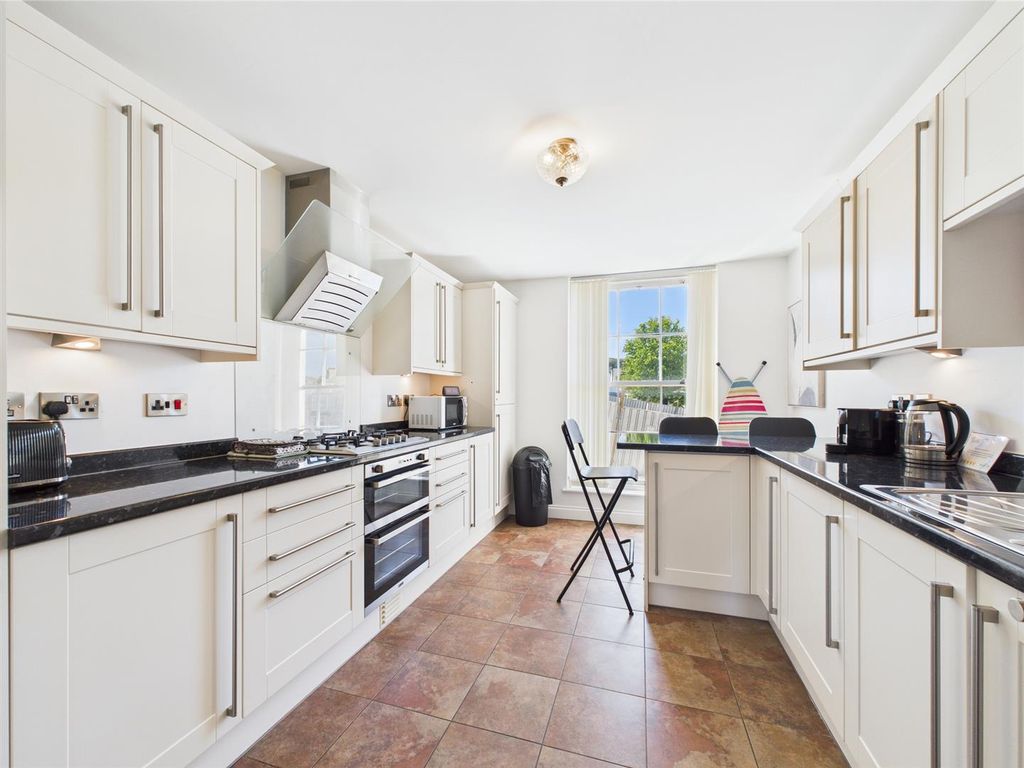 Property photo 3 of 12 Cam02742G0-Pr0013-Still008.Jpg