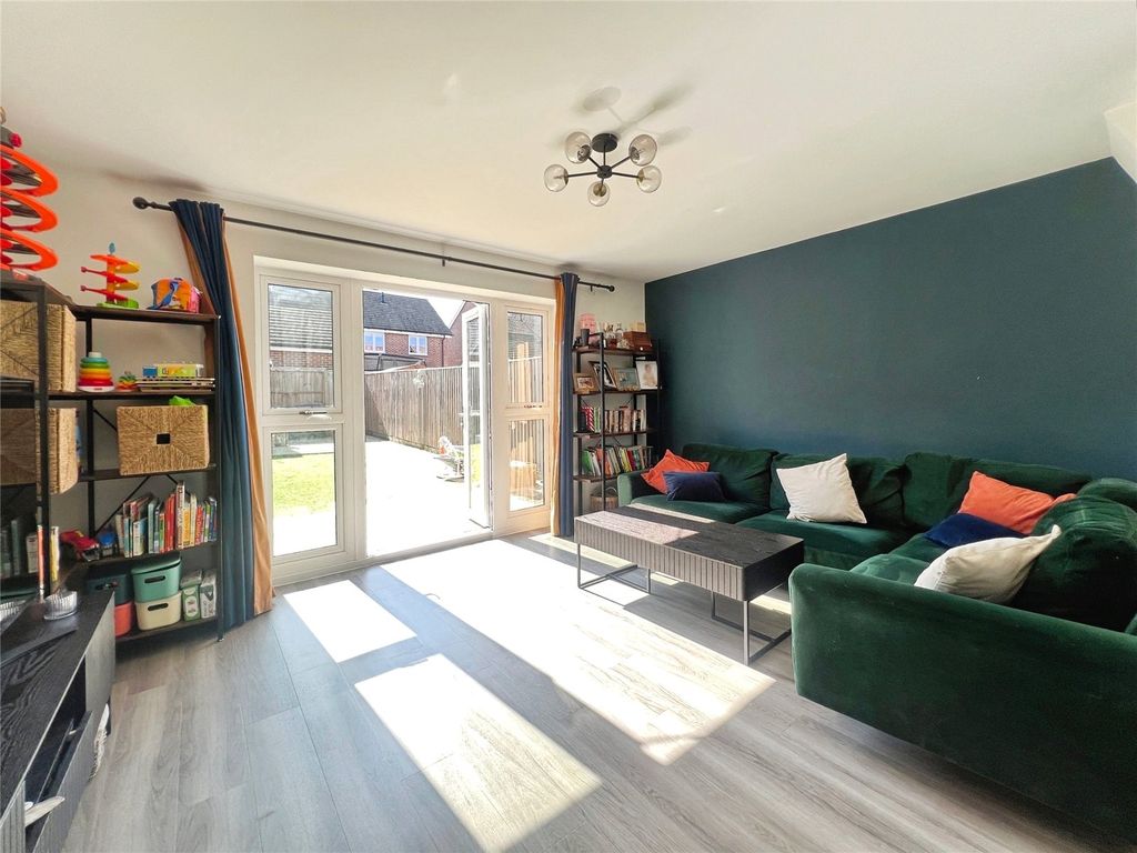 Property photo 2 of 16 Picture No. 05