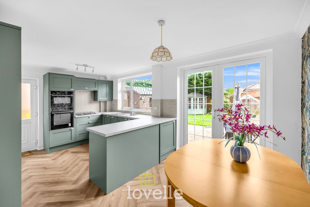 Property photo 2 of 22