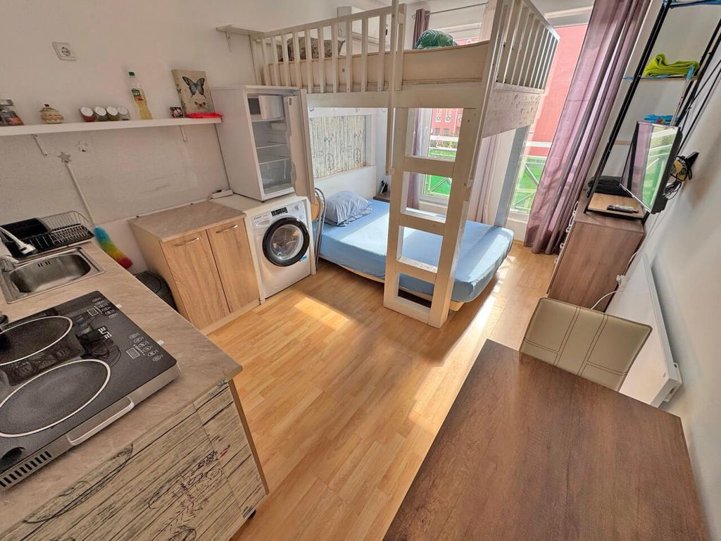 Property photo 2 of 11