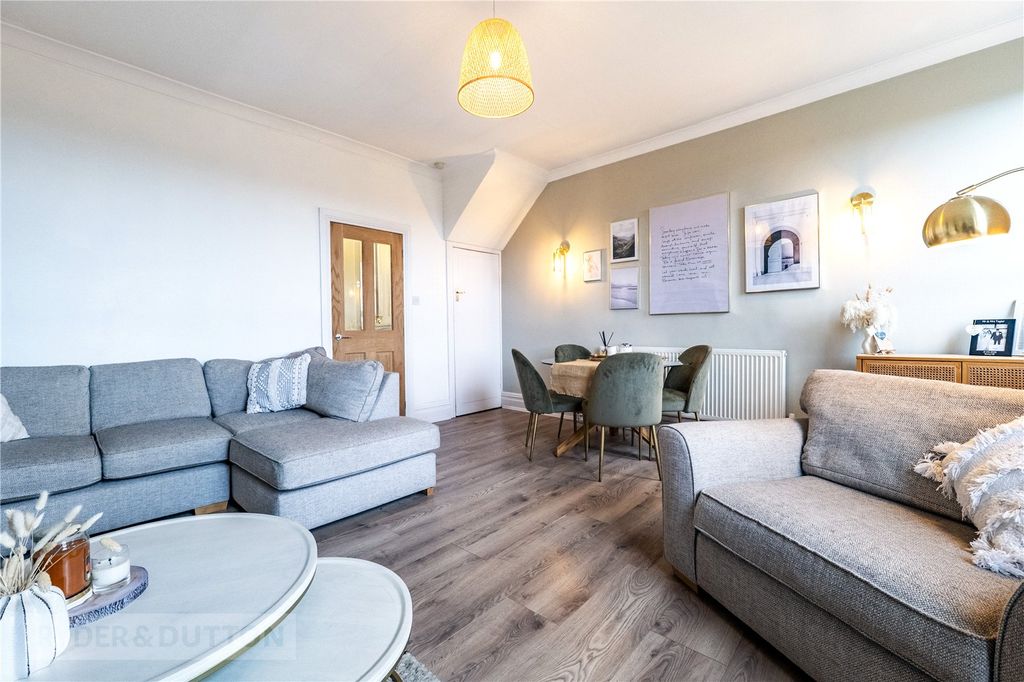 Property photo 3 of 17 Picture No. 11