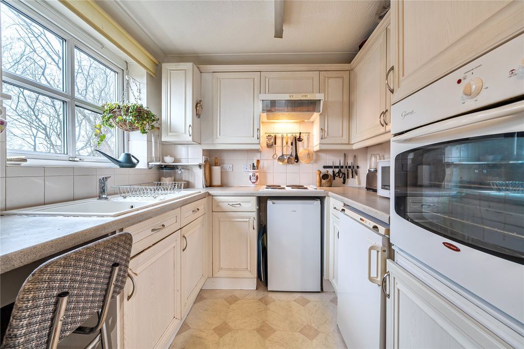 Property photo 3 of 18 Picture No. 07