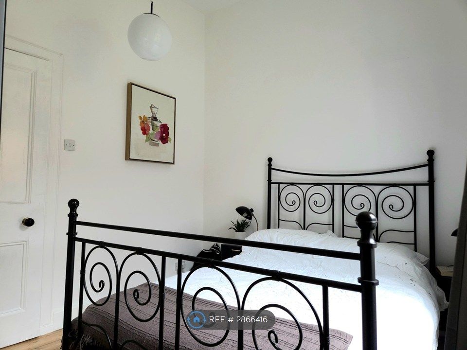 Property photo 3 of 3