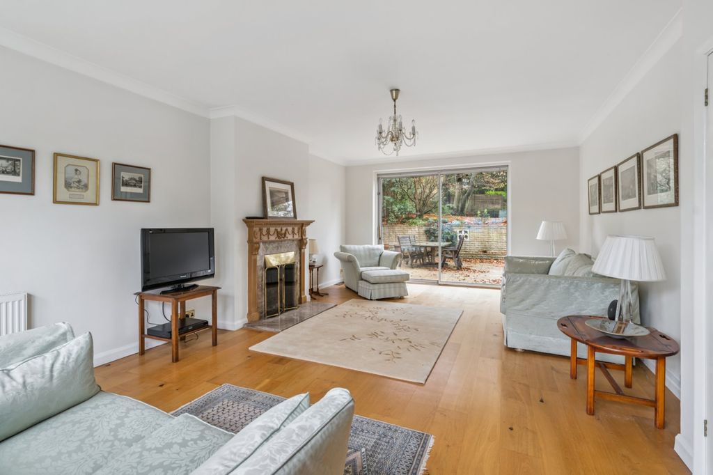 Property photo 3 of 9 Picture No. 04