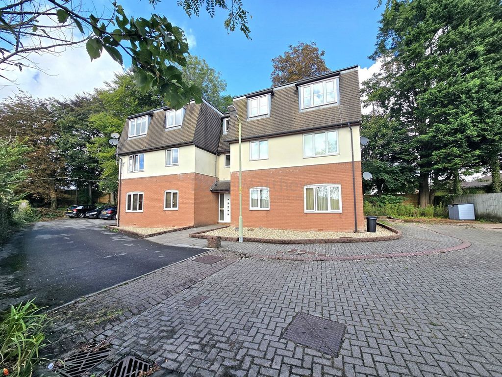 Property photo 1 of 7 Main Photo