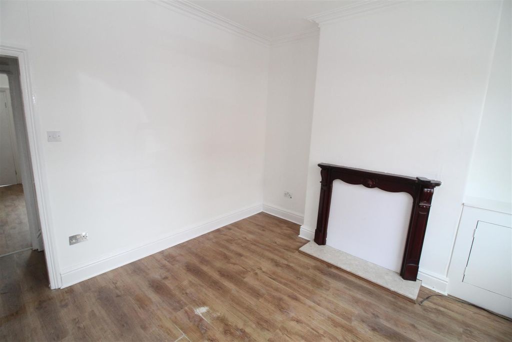 Property photo 2 of 7 Img_3395[1].Jpg