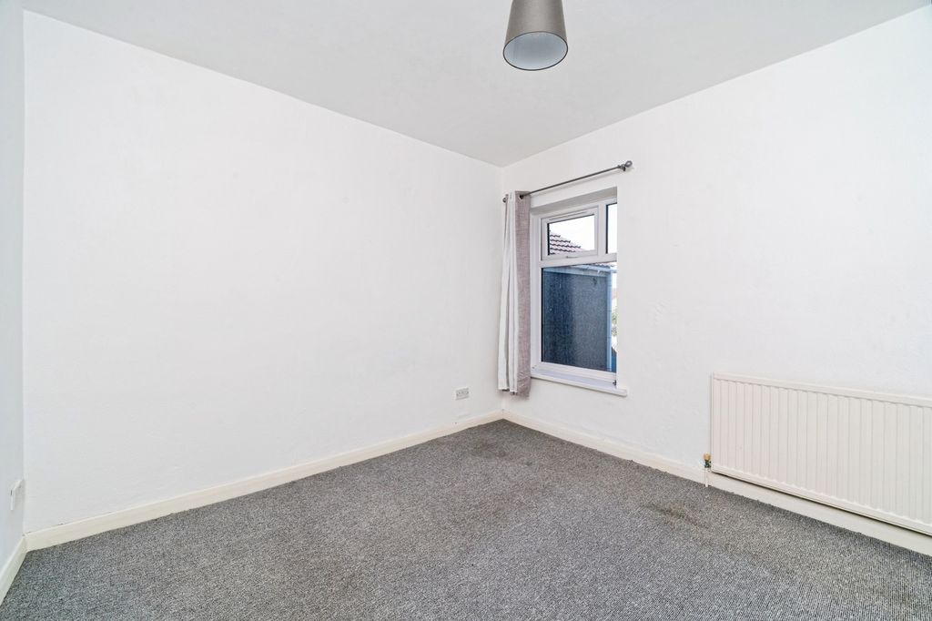 Property photo 3 of 12 Pbox-Img.Jpg