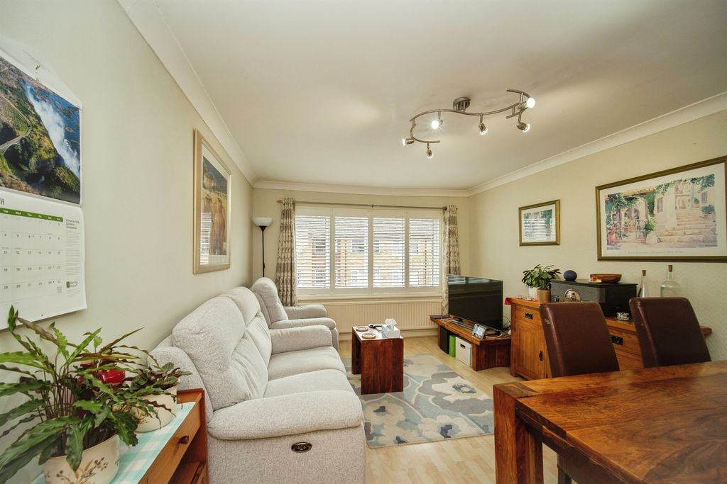 Property photo 2 of 13 Living Room