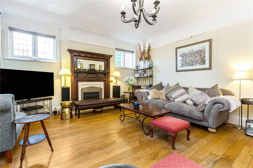 Property photo 3 of 14 Reception Room