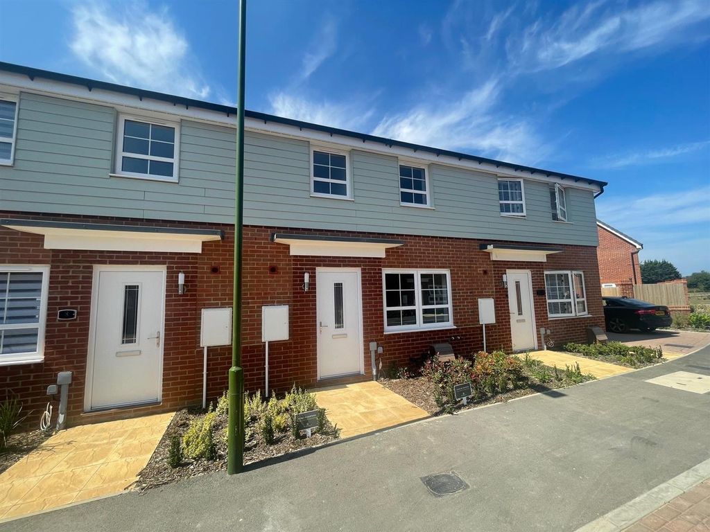 Property photo 1 of 15 External