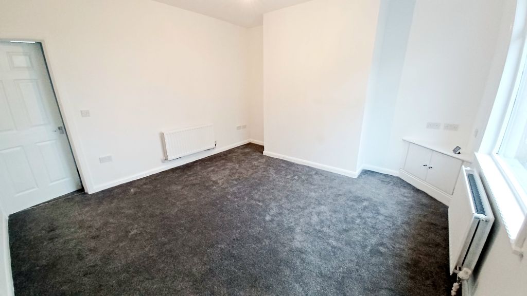 Property photo 2 of 10 20251103_141621