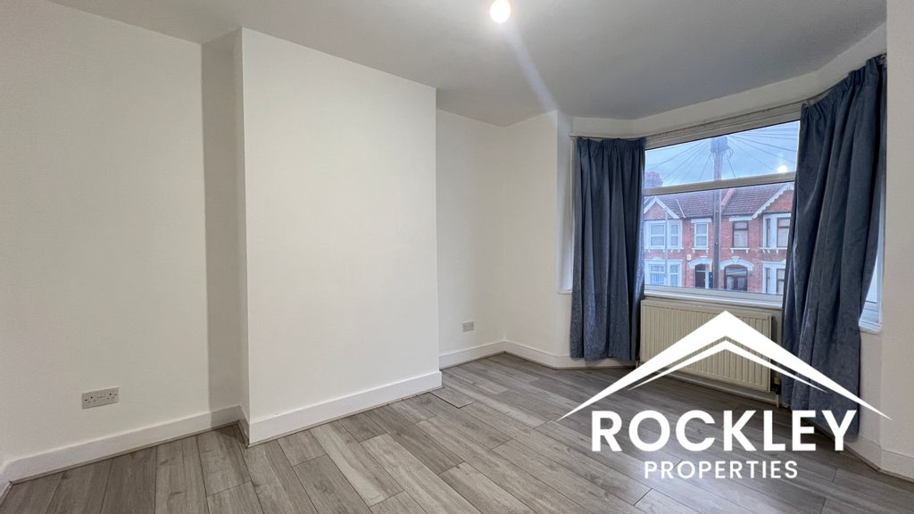 Property photo 2 of 19 Bedroom Three