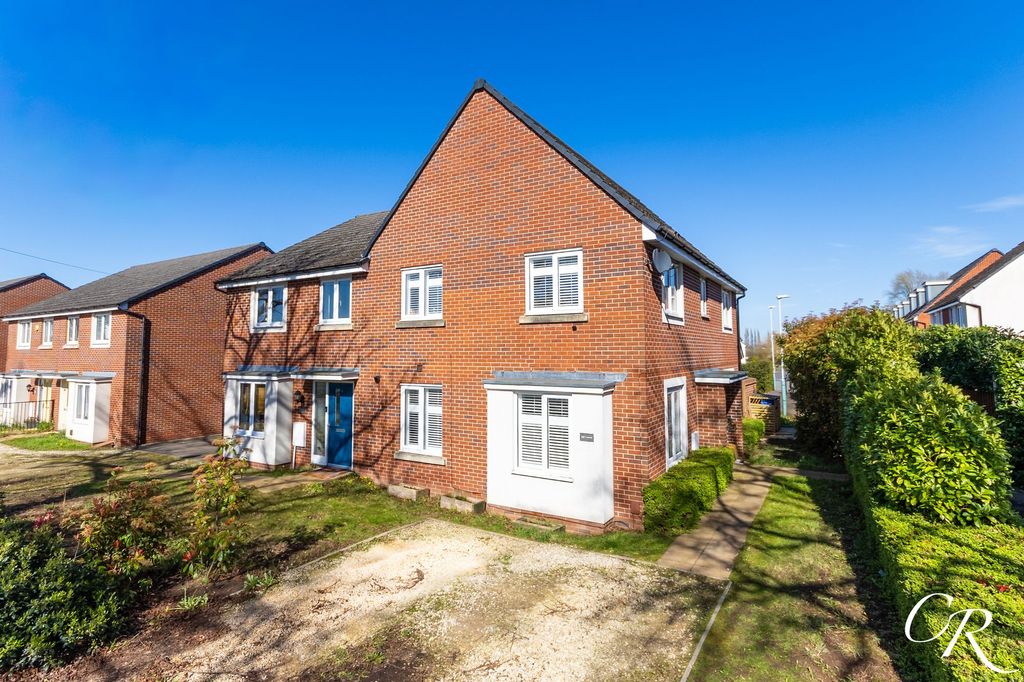 Property photo 1 of 21