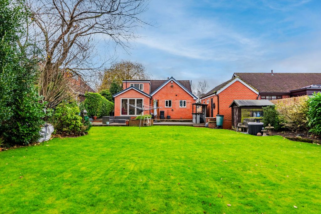 Property photo 1 of 46