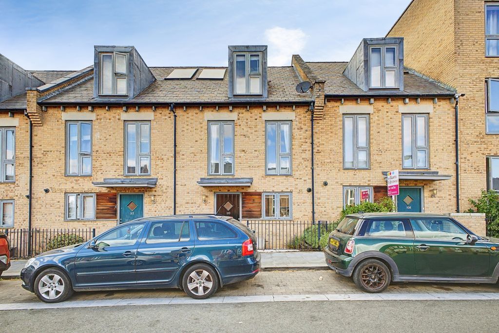 Property photo 1 of 19 Pbox-Img.Jpg
