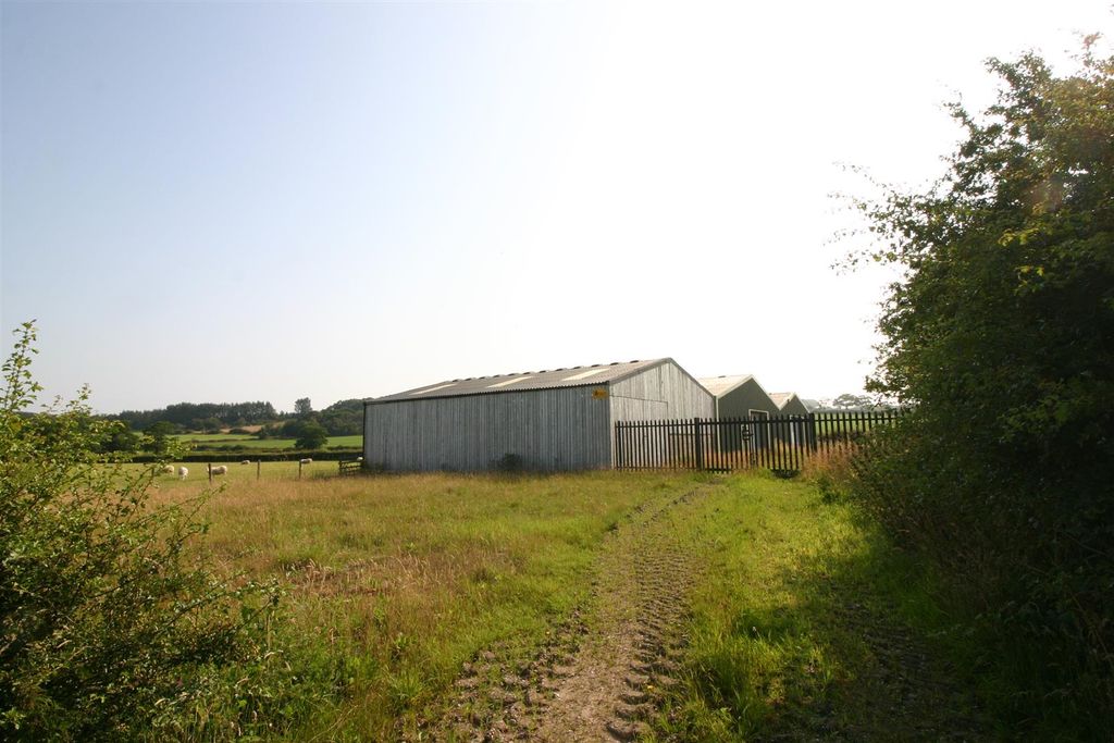Property photo 1 of 5