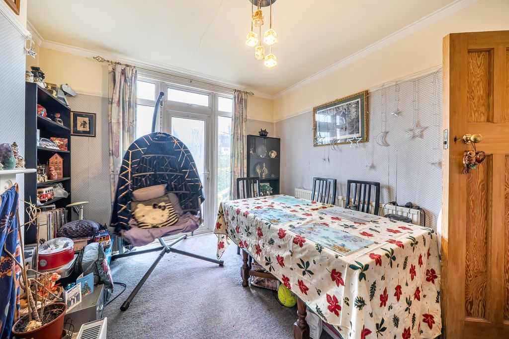 Property photo 3 of 14 Picture No. 02