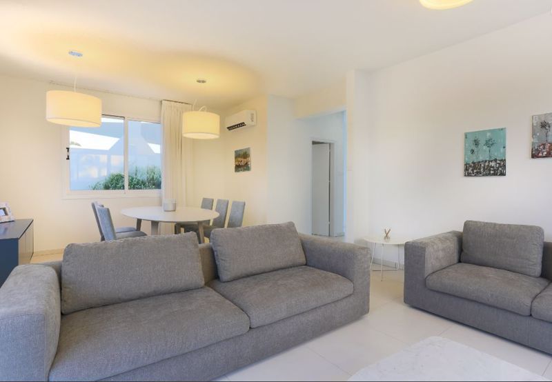 Property photo 3 of 25 Open Plan Living