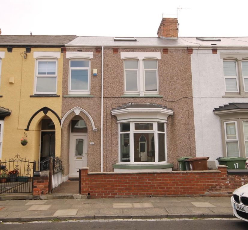 Property photo 1 of 14 Front