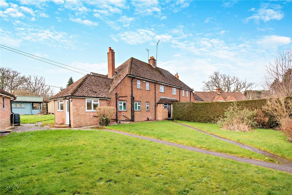 Property photo 1 of 21 Picture No. 01