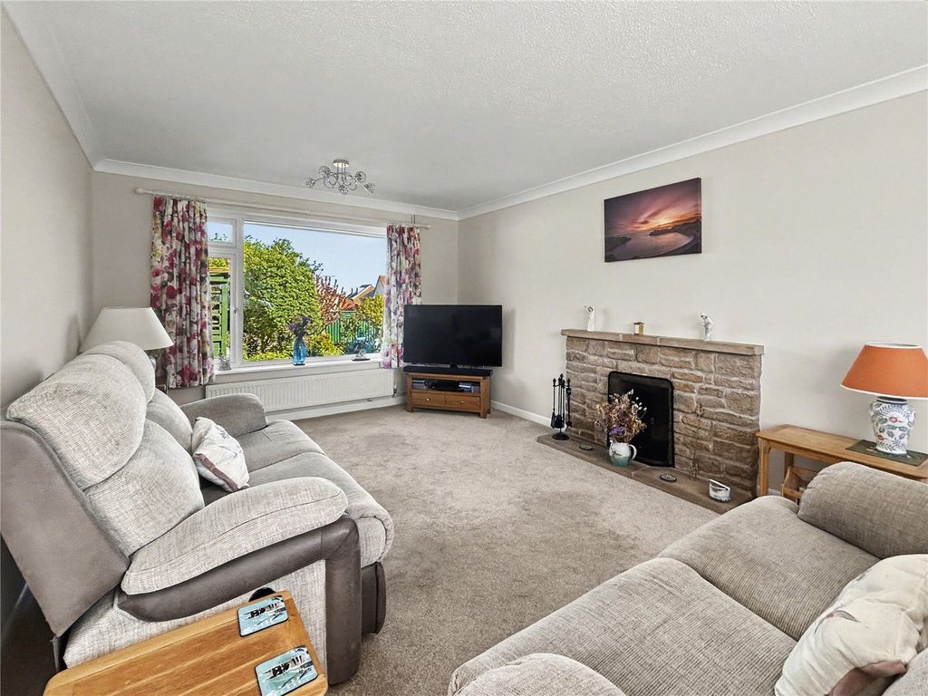 Property photo 2 of 13 Picture No. 19