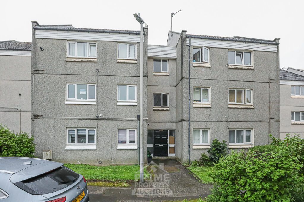 Property photo 1 of 17