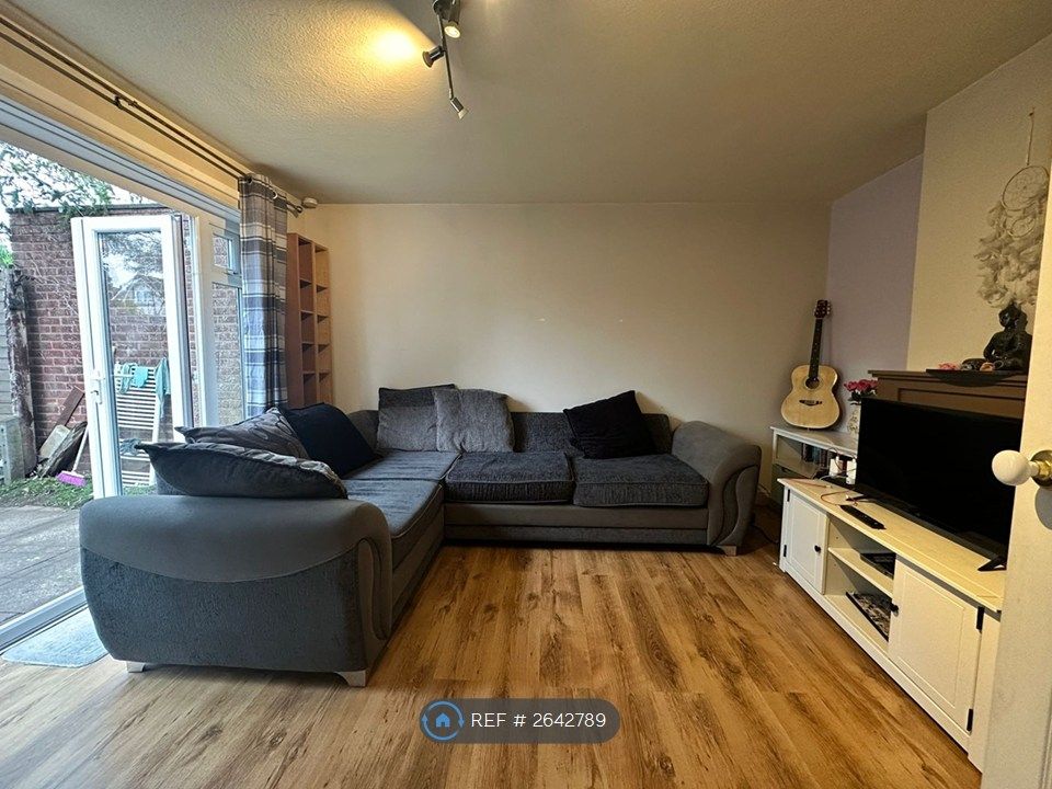 Property photo 3 of 7