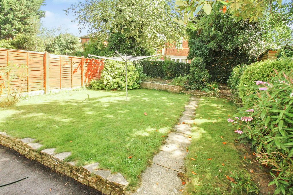 Property photo 3 of 13 Photo 16