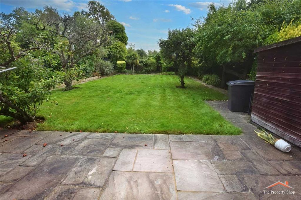 Additional image 16 of 5 bed detached house for salePenshurst Gardens, Edgware HA8