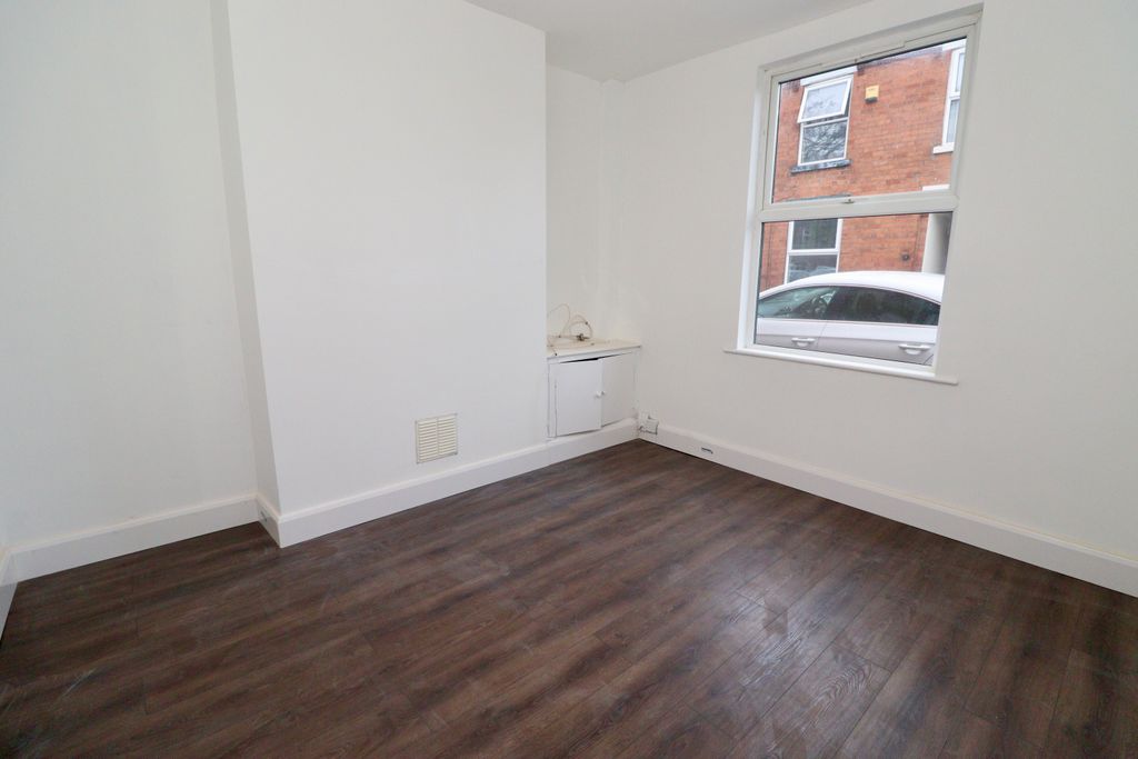 Property photo 3 of 11 Img_4686