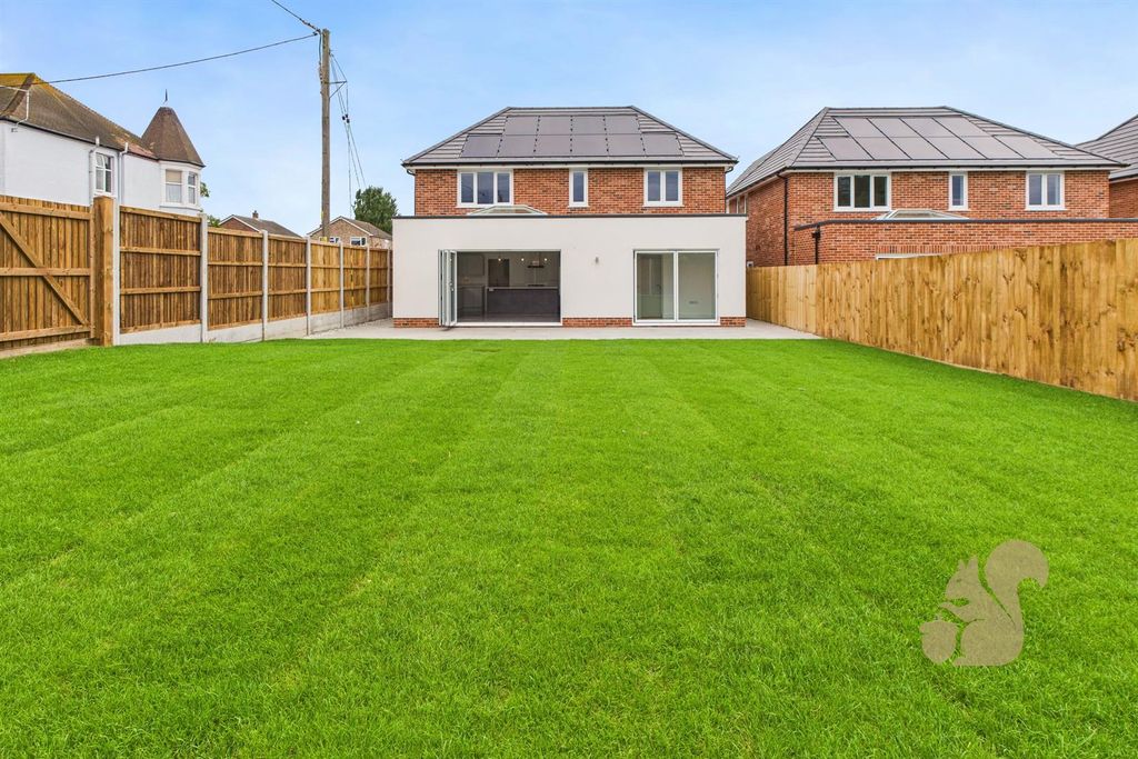 Property photo 3 of 23 Cam03877G0-Pr0236-Still034.Jpg