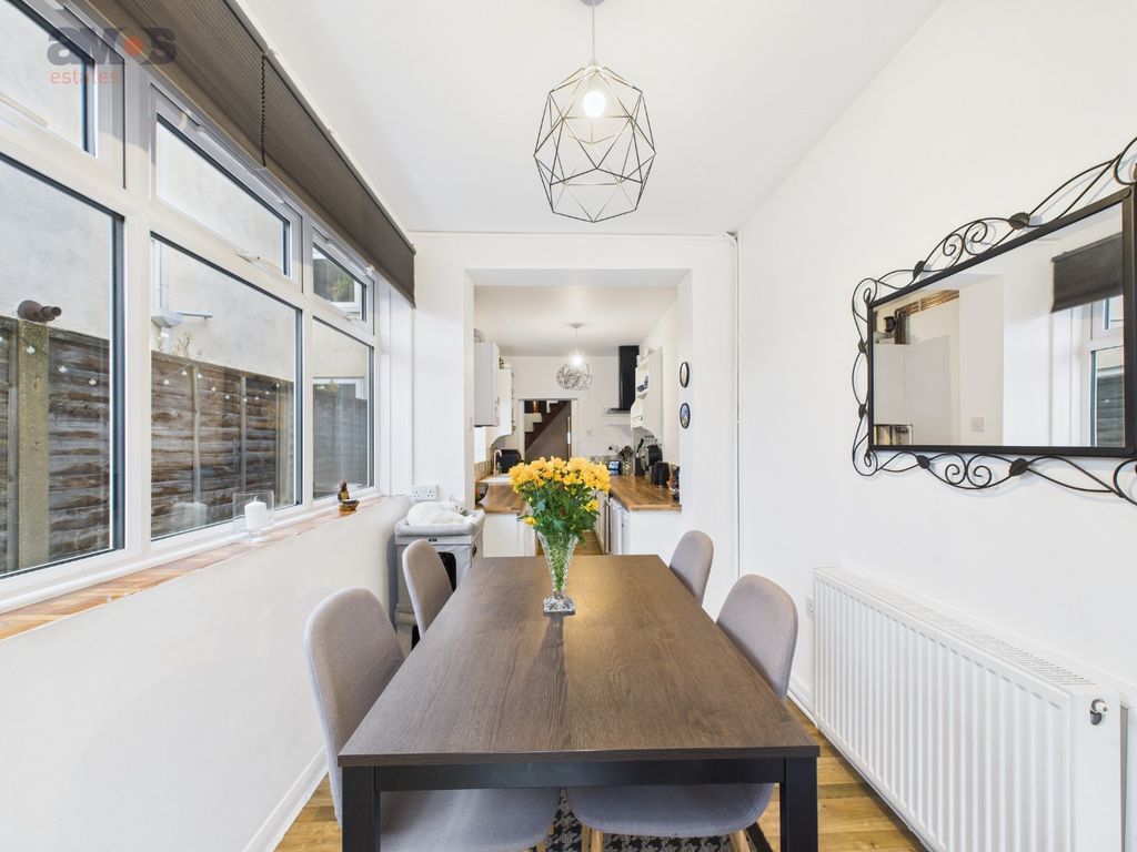 Property photo 2 of 18 4665096