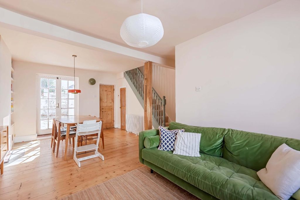 Property photo 2 of 22 Spring Street_15.Jpg