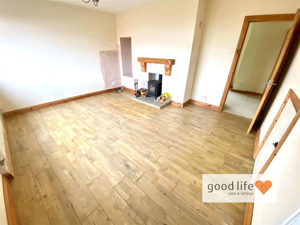 Property photo 3 of 17 20260219_133104484_Ios42Esdale.Jpg