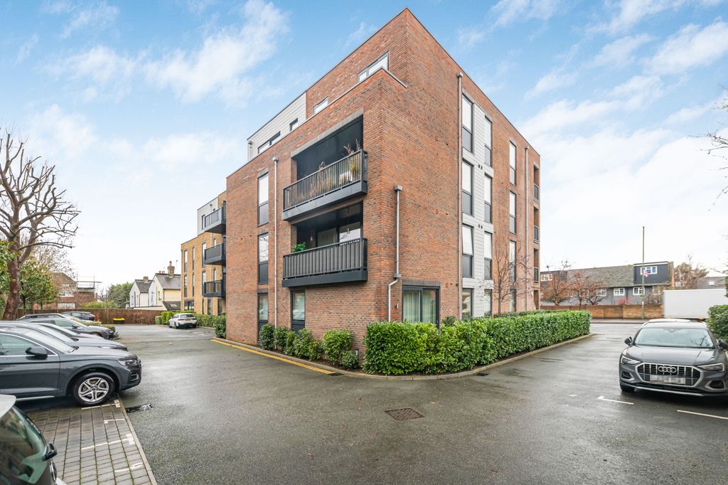 Property photo 2 of 22