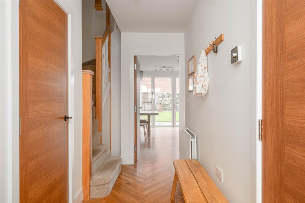 Property photo 3 of 35 Hall.Jpg