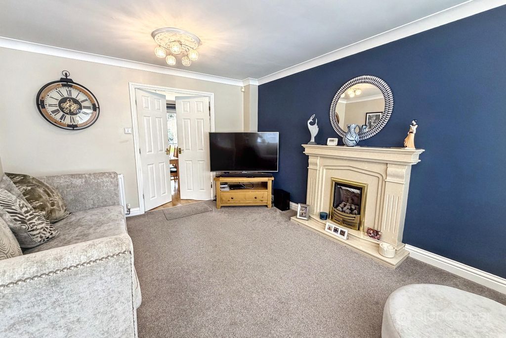 Property photo 3 of 24 5438637