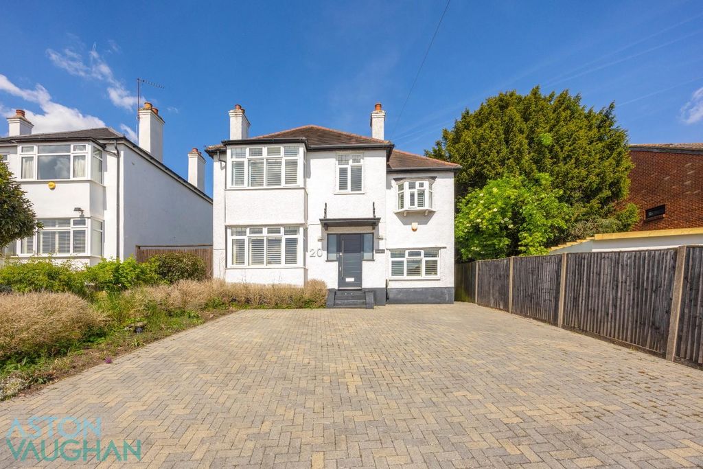 Property photo 1 of 25