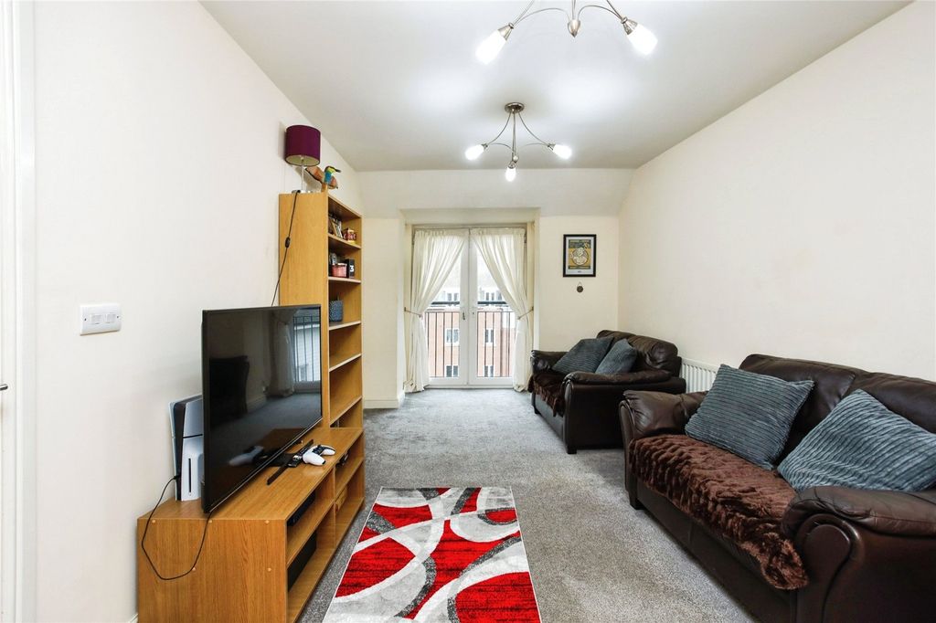 Property photo 2 of 19 Picture No. 07