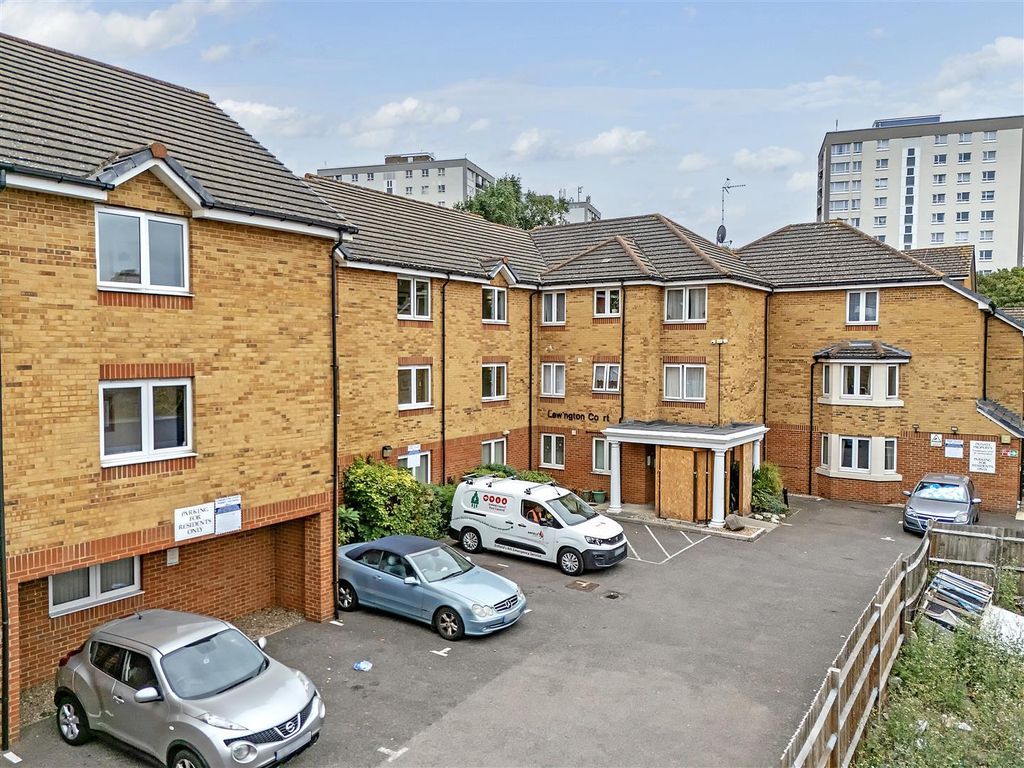 Property photo 2 of 13 0d.Jpg