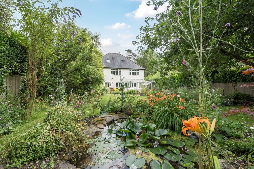 Property photo 2 of 17