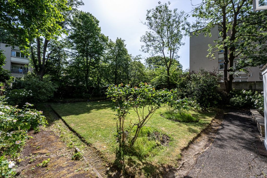 Property photo 3 of 11 5310843