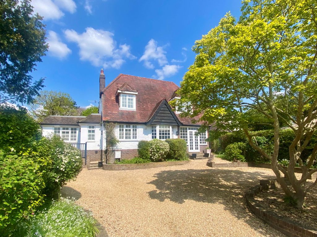 Property photo 1 of 35