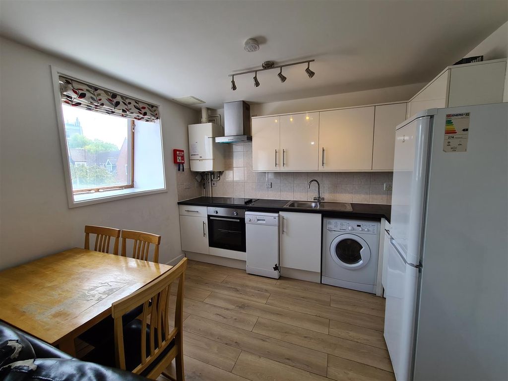 Property photo 1 of 12 15 Coppers Court