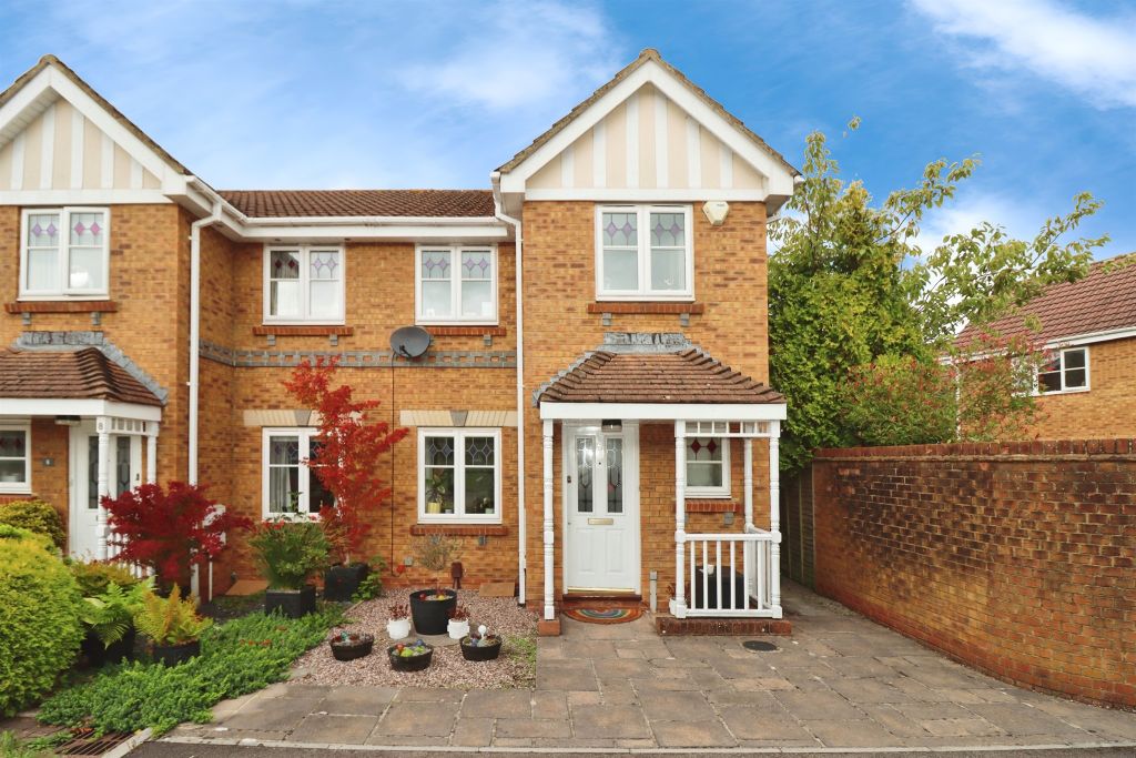 Property photo 1 of 17
