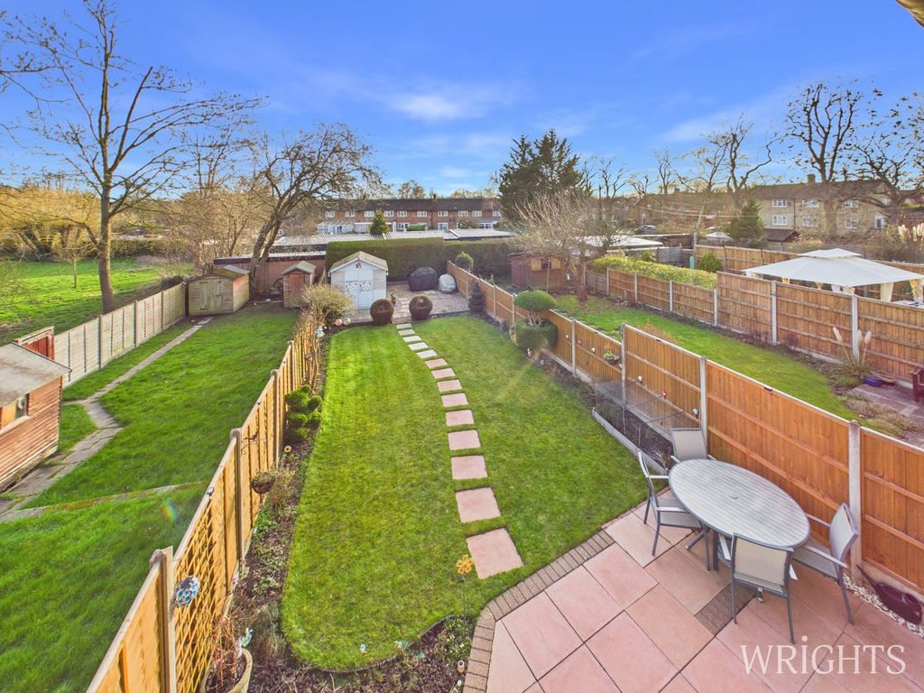 Property photo 2 of 30