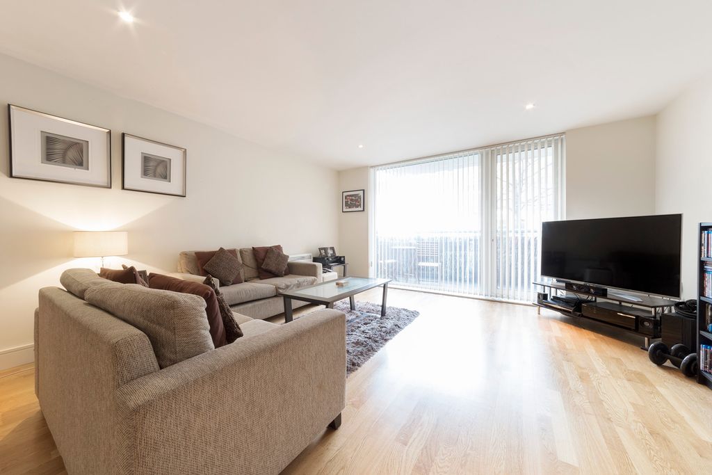 Property photo 2 of 9 Photo 4